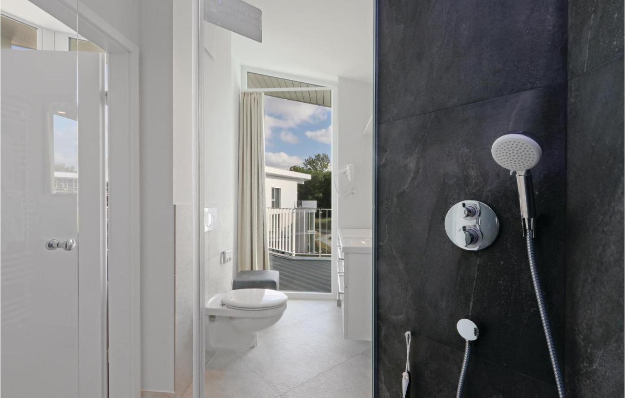 Duenenvilla Penthouse Superior Lübeck Exteriör bild